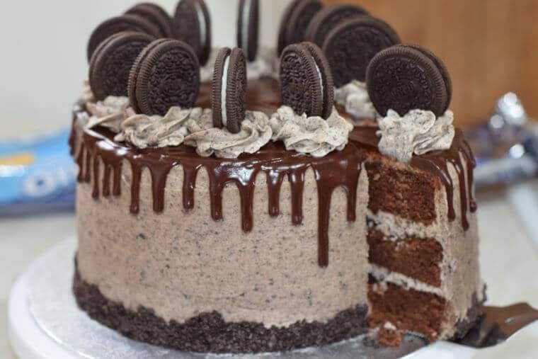 Oreo drip cake cookies and cream sliced