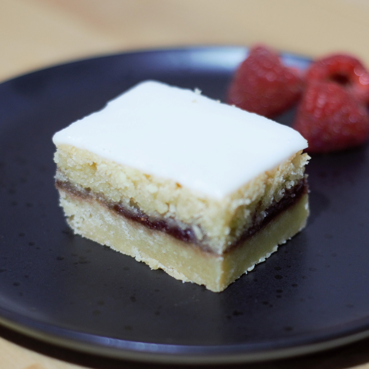 Bakewell shortbread slices recipe with a jam centre